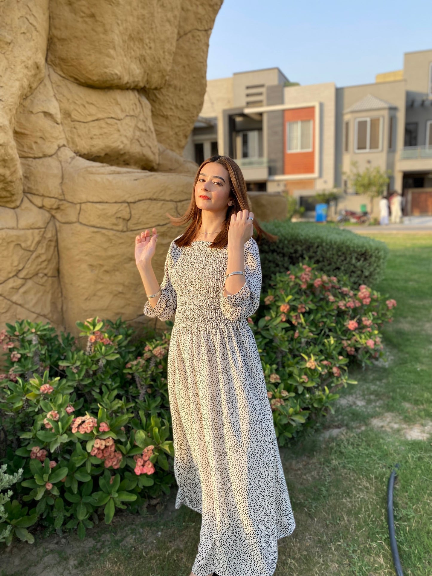 Rang e Mah - White Maxi