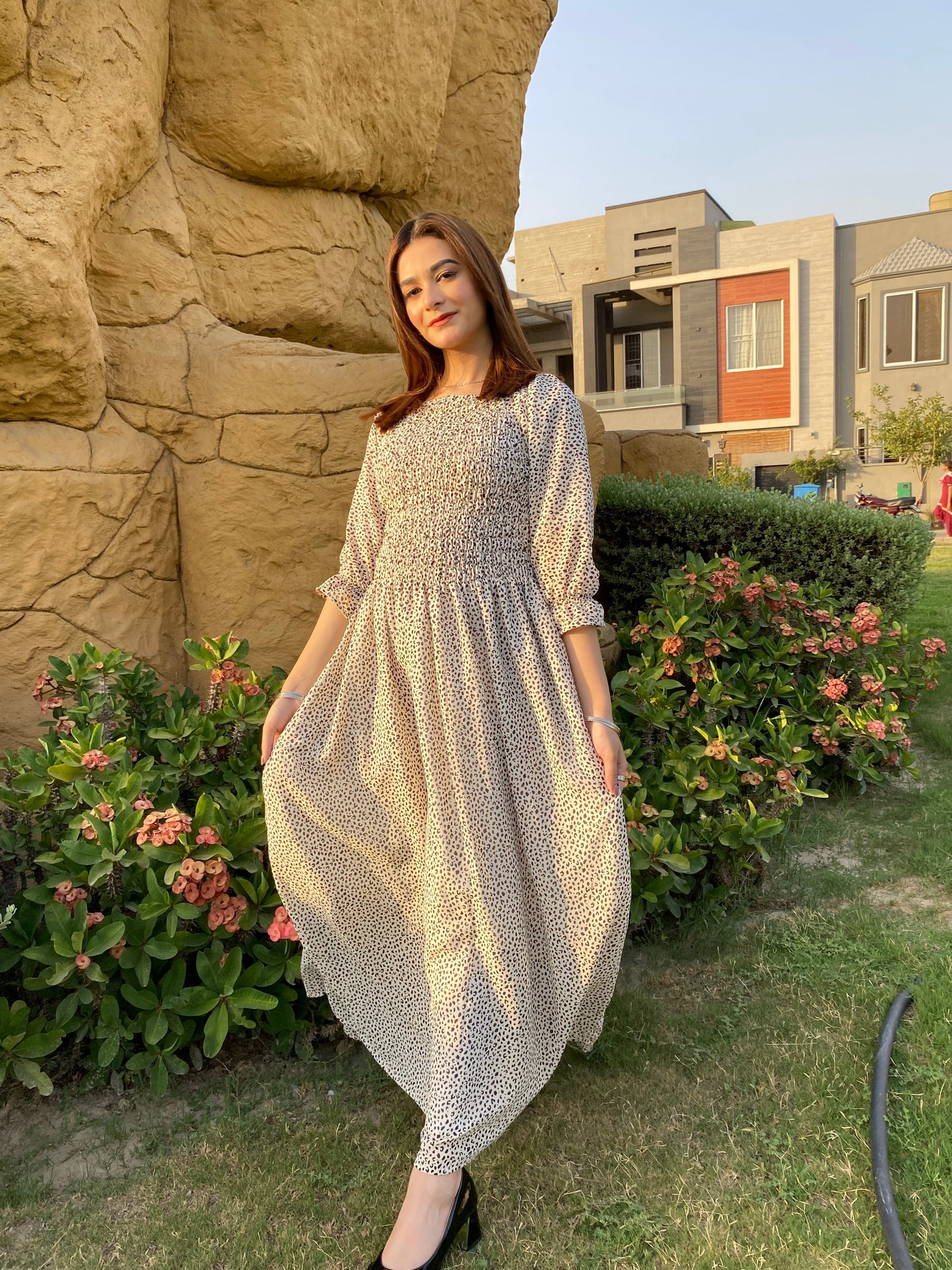 Rang e Mah - White Maxi