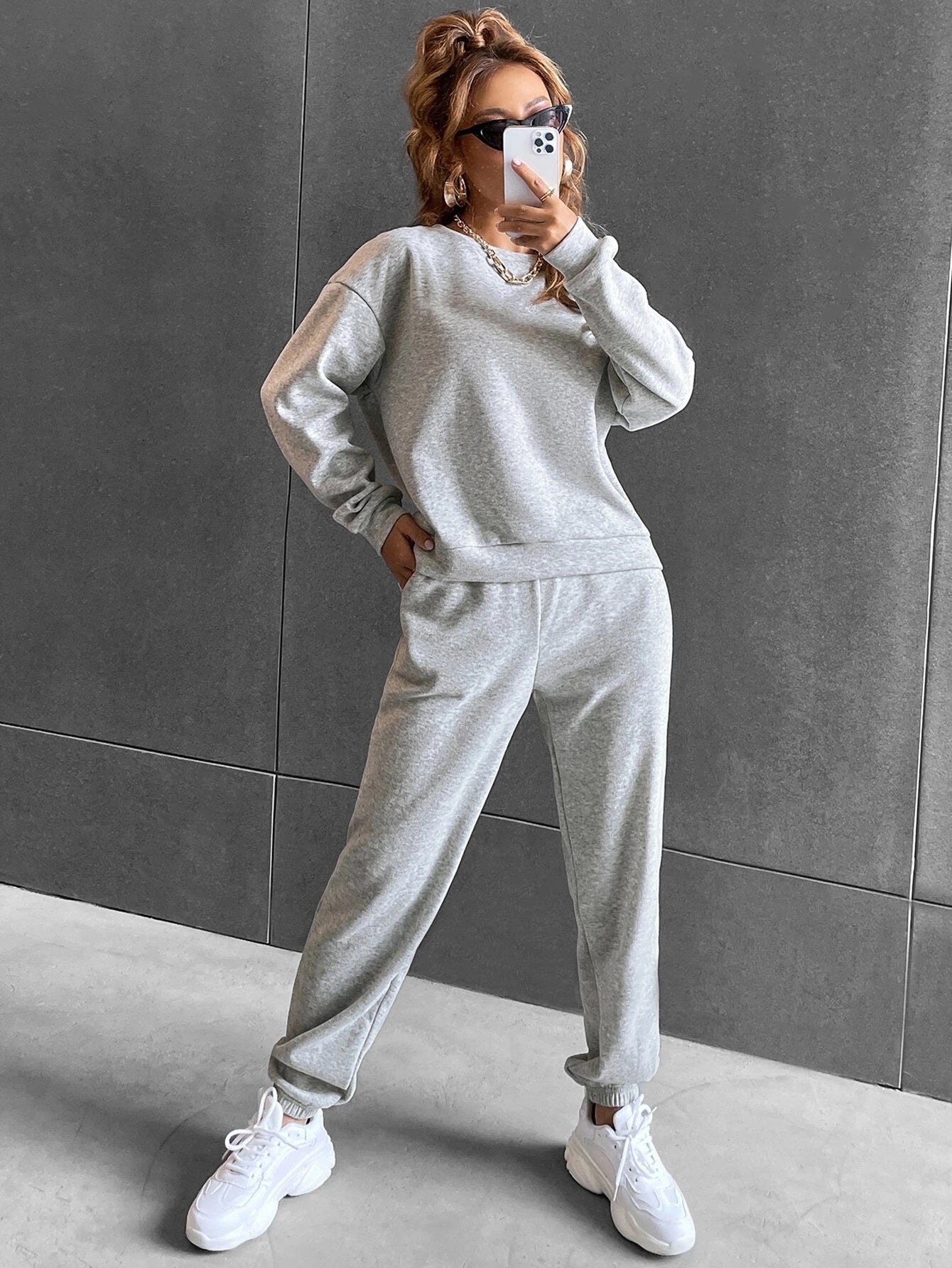 Light Grey Solid Drop Shoulder Sweatshirt & Sweatpants