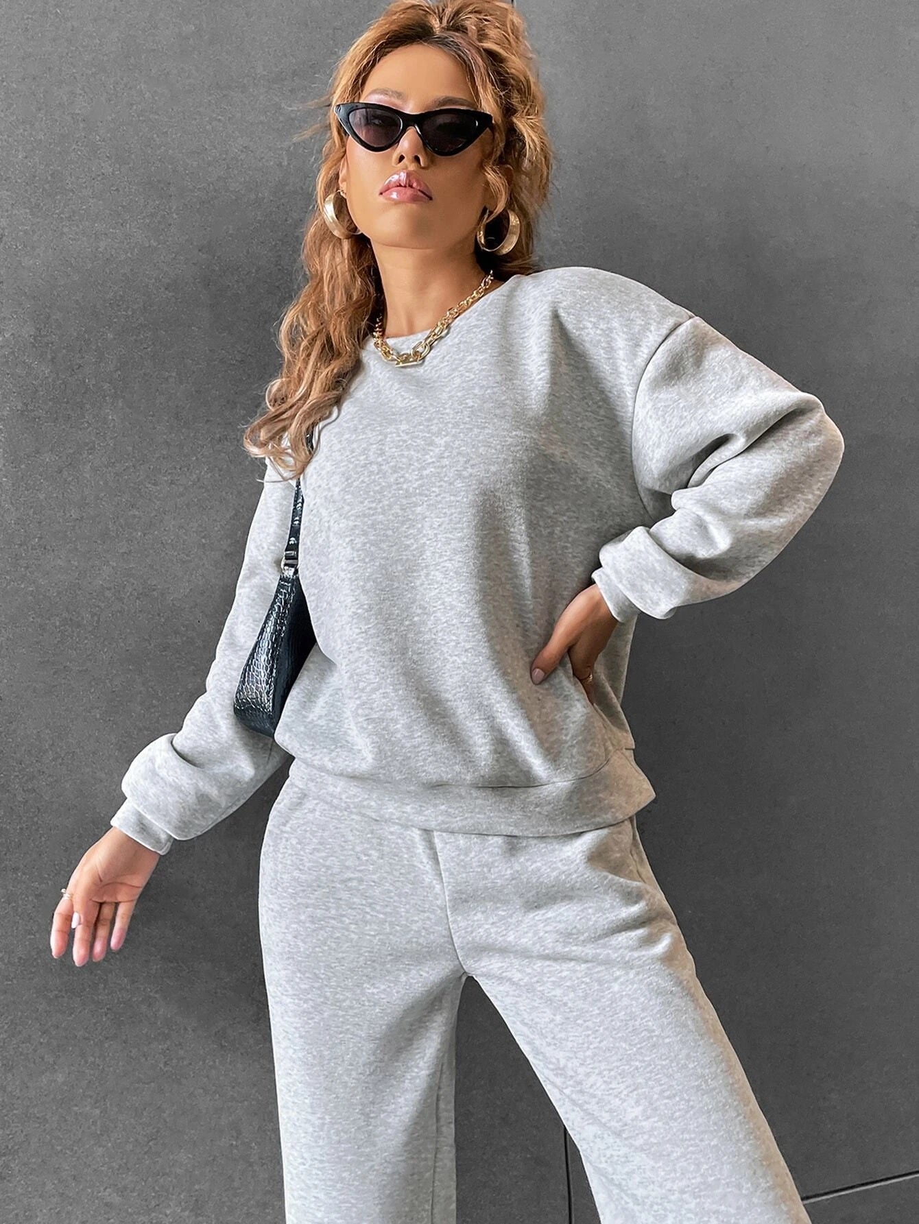 Light Grey Solid Drop Shoulder Sweatshirt & Sweatpants