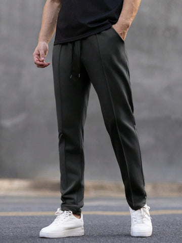 Black Seamline Trouser