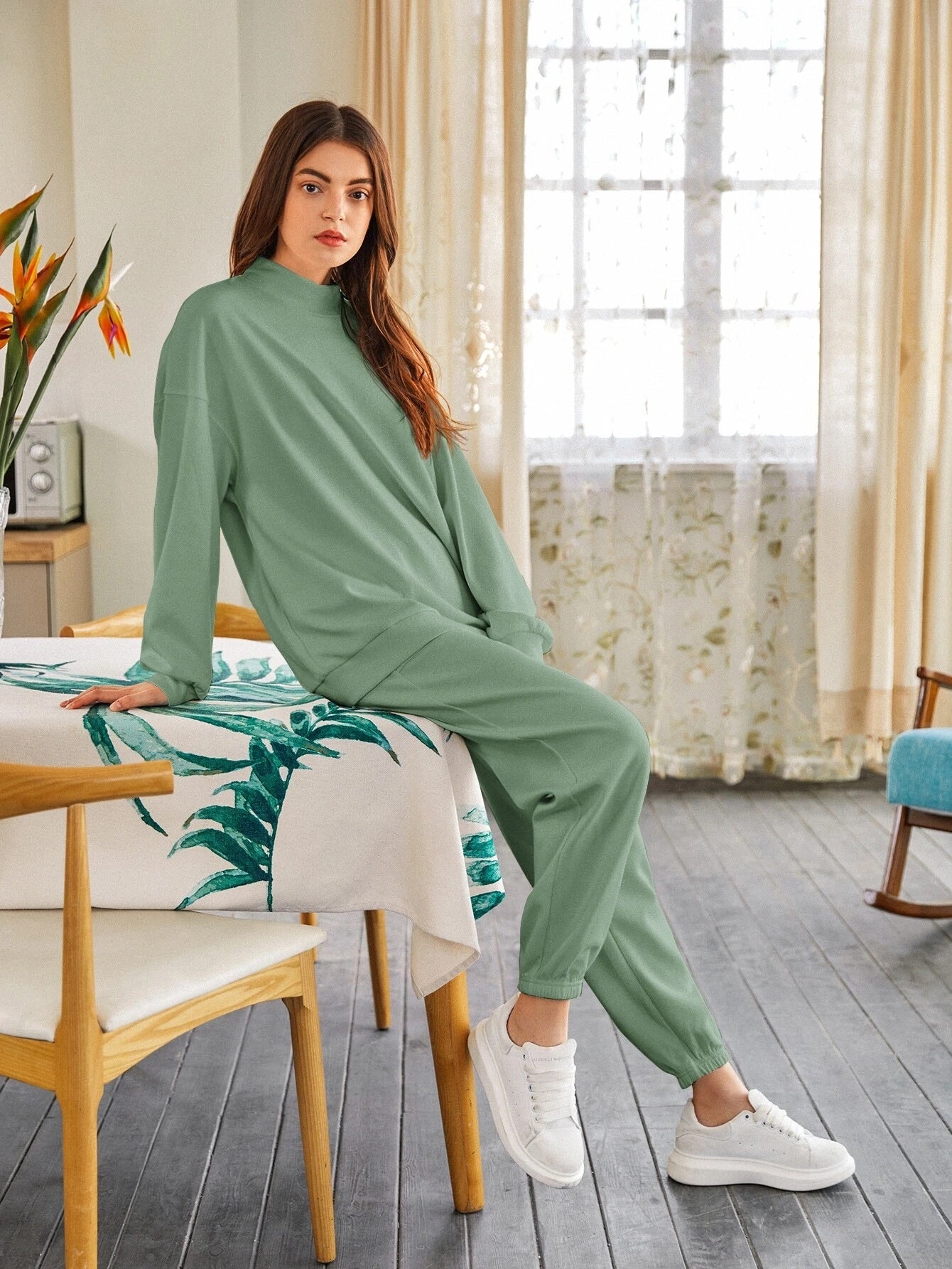 Mint Green Drop Shoulder Mock-neck Pullover & Sweatpants Set